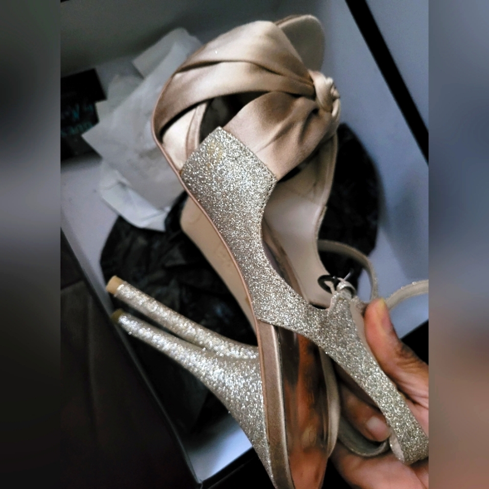 Gorgeous Nude Pumps